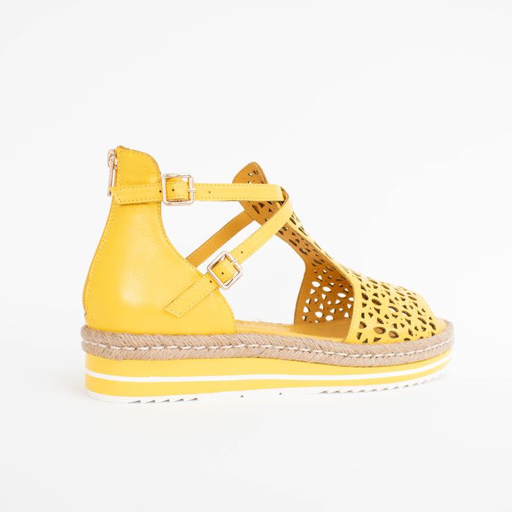 Django and Juliette Accra Yellow Sandals back. Size 44 womens shoes