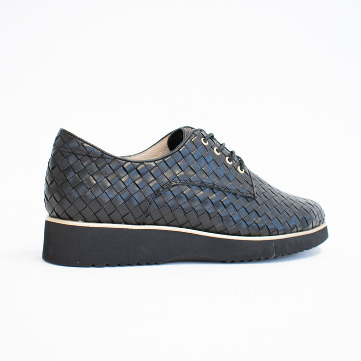 Gelato Addiction Black Weave Shoes back. Size 44 womens shoes