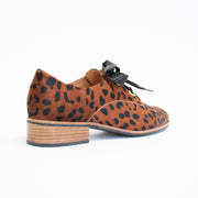 Bresley Admin Cognac Leopard Shoes back. Size 44 womens shoes