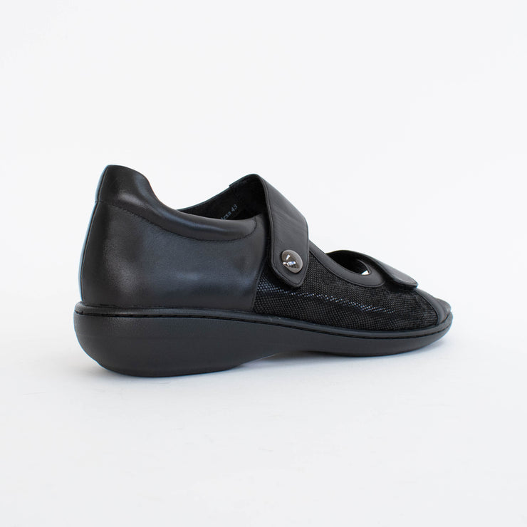 Klouds Alexa Black Stretch Sandals back. Size 44 womens shoes