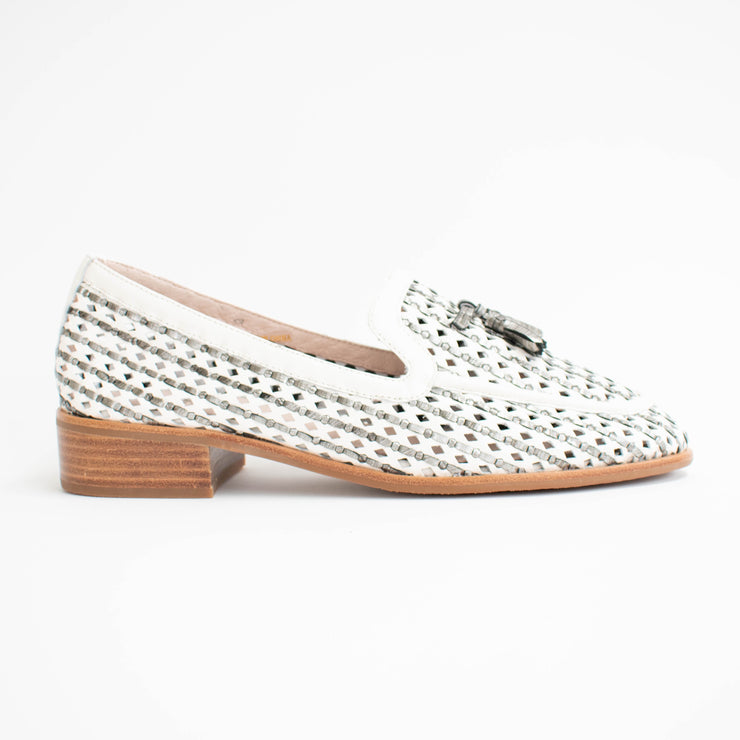 Bresley Apples Bone Pewter Shoes side. Size 42 womens shoes