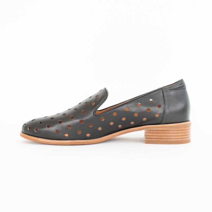 Bresley Aquarius Black Shoes inside. Size 45 womens shoes