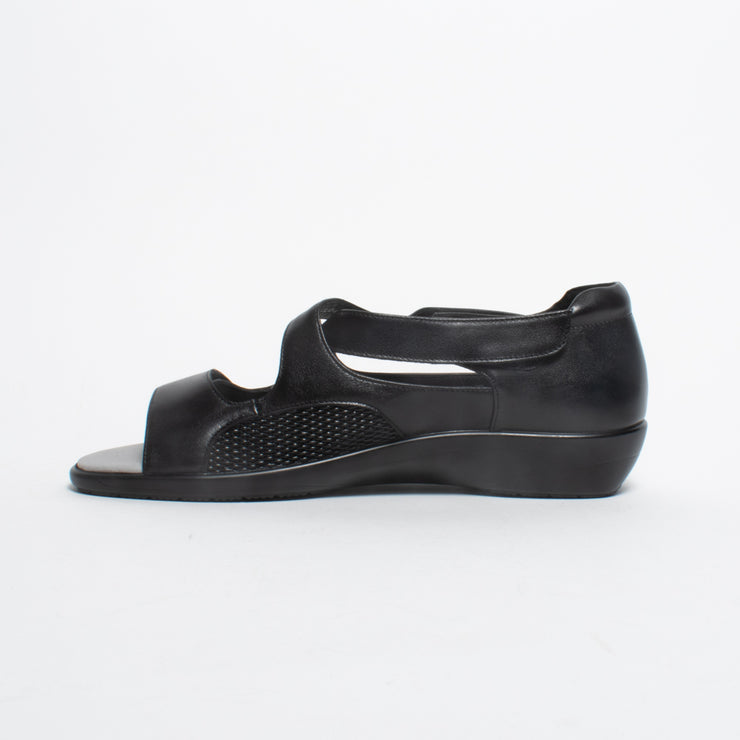 Pure Comfort Arabel Black Sandal inside. Size 45 womens shoes