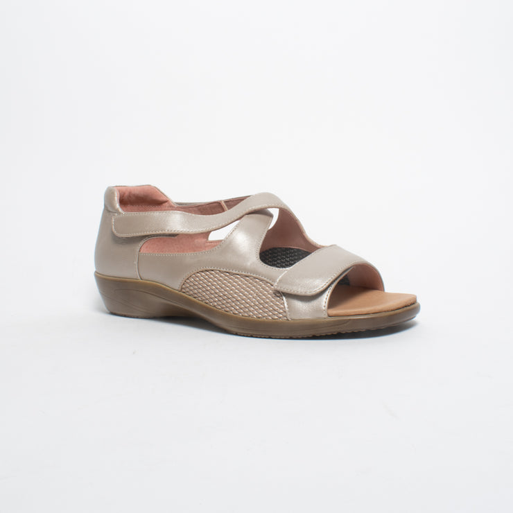 Pure Comfort Arabel Platino Sandal front. Size 43 womens shoes