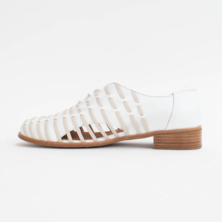 Bresley Arco White Bone Shoes inside. Size 45 womens shoes