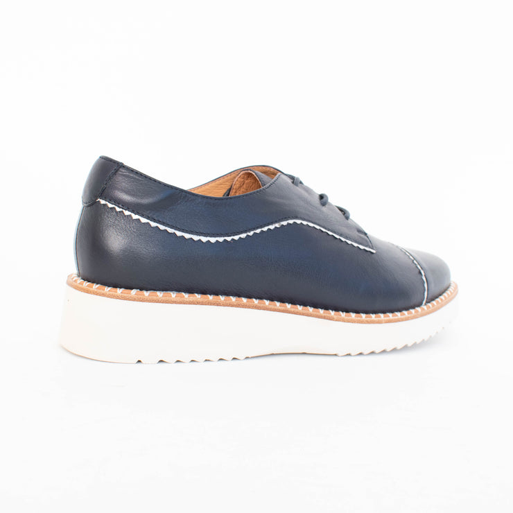 Gelato Arvada Navy Shoes back. Size 44 womens shoes