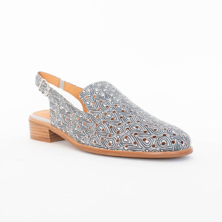 Bresley Asp Bead Shoes front. Size 43 womens shoes