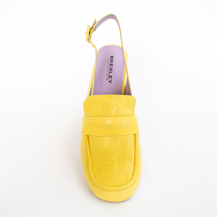 Bresley Azziz Yellow Shoes top. Size 42 womens shoes