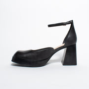 Tamara London Bandy Black Sandal inside. Size 45 womens shoes