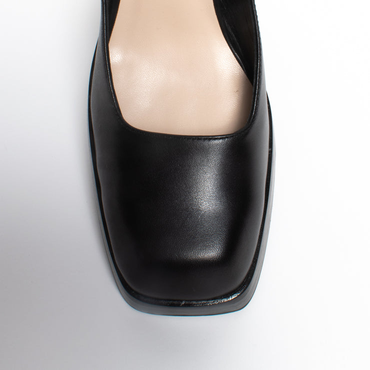 Tamara London Bandy Black Sandal top. Size 42 womens shoes