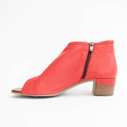 Hinako Barclay Pomegranate Sandals inside. Size 42 womens shoes
