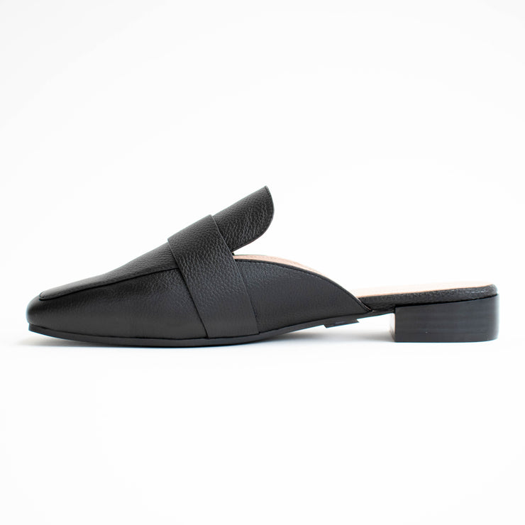 Tamara London Bastian Black Mules inside. Size 45 womens shoes