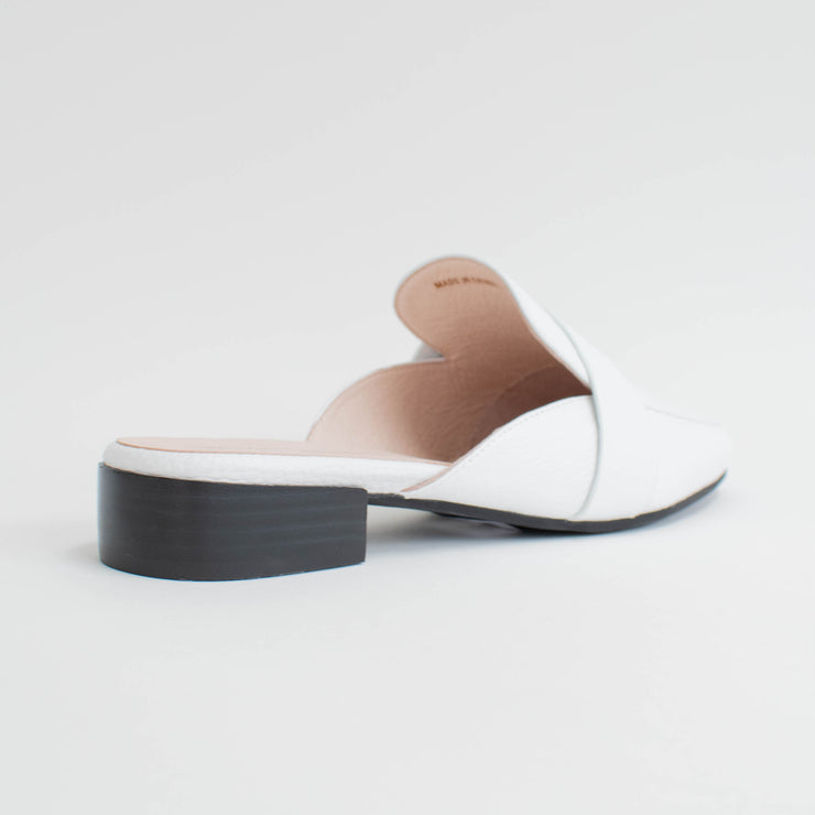 Tamara London Bastian White mules back. Size 44 womens shoes