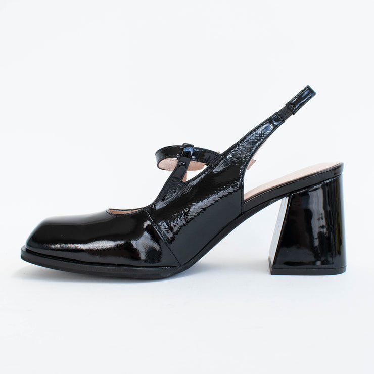 Tamara London Baylor Black Patent Shoes  inside. Size 45 womens shoes