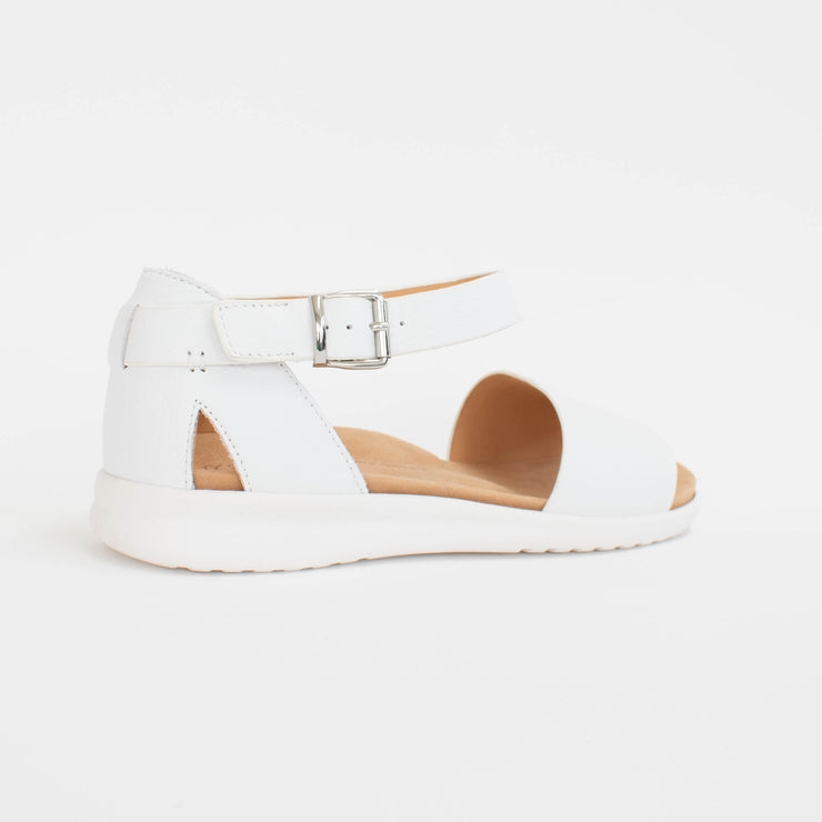 Ziera Beverly White Sandals back. Size 44 womens shoes