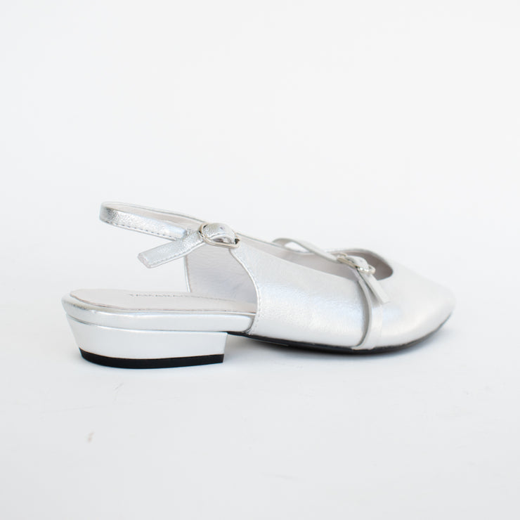 Tamara London Bias Silver Shoe back. Size 44 womens shoes