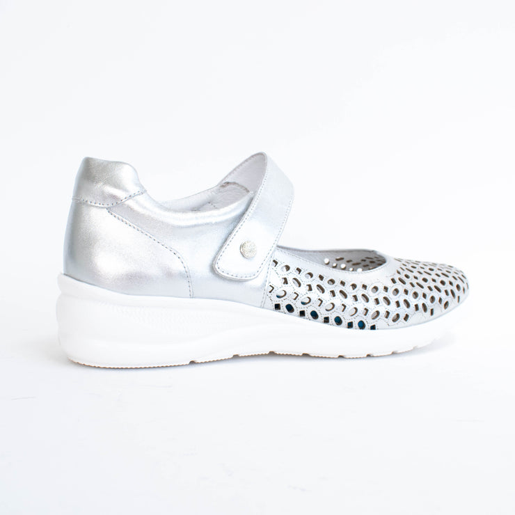 Klouds Blissed Silver Shoes back. Size 44 womens shoes