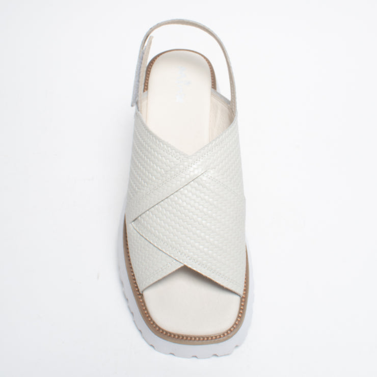 Minx Bobby Ivory Weave Emboss Sandal top. Size 43 womens shoes