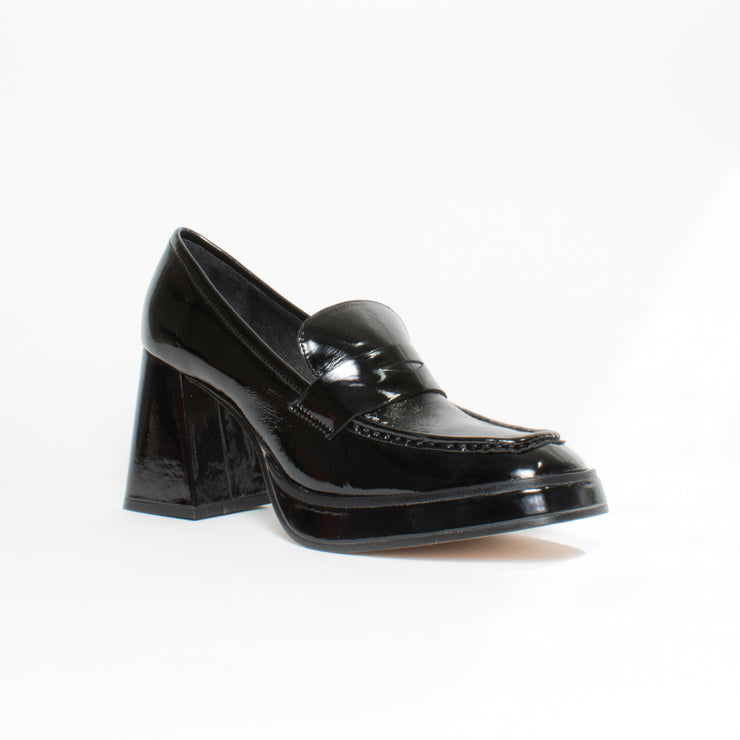Tamara London Burdy Black Patent Shoe front. Size 43 womens shoes