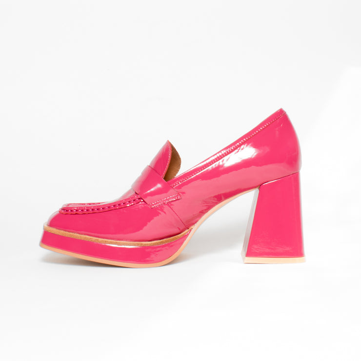 Tamara London Burdy Pink Patent Shoe inside. Size 45 womens shoes