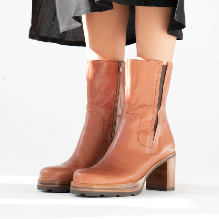 Bresley Duluth Tan Ankle Boots Model Shot front. Size 43 womens shoes