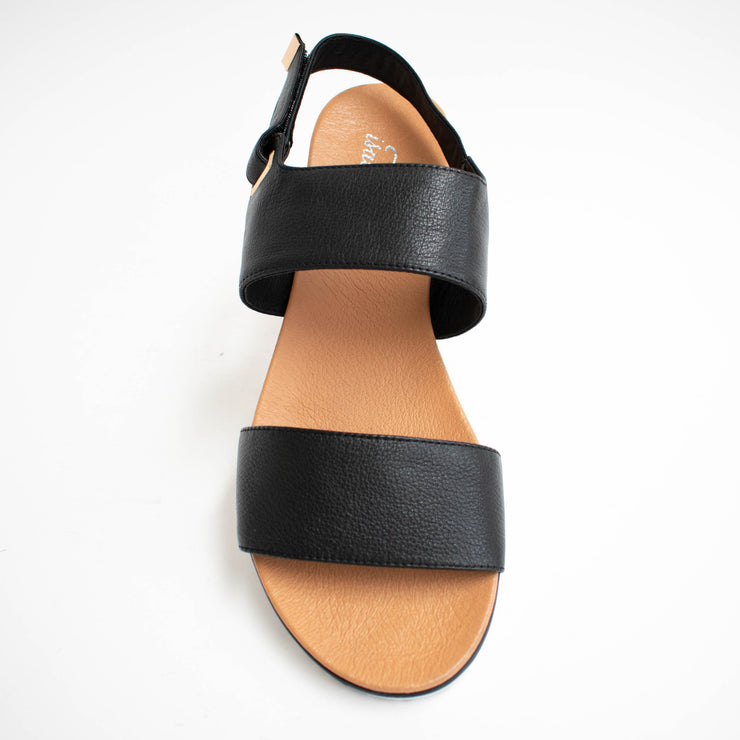 Isabella Chloe Black Sandals top. Size 46 womens shoes