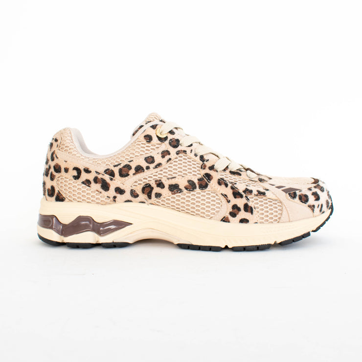 ASFVLT City Run Leopard Sneakers side. Size 42 womens shoes