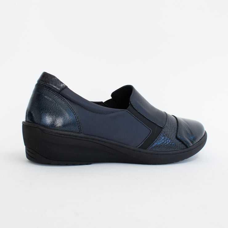 Cabello Claire Navy Patent Shoes back. Size 44 womens shoes