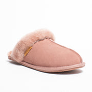 Hush Puppies Winter Blush Suede Slippers front. Size 11 womens shoes
