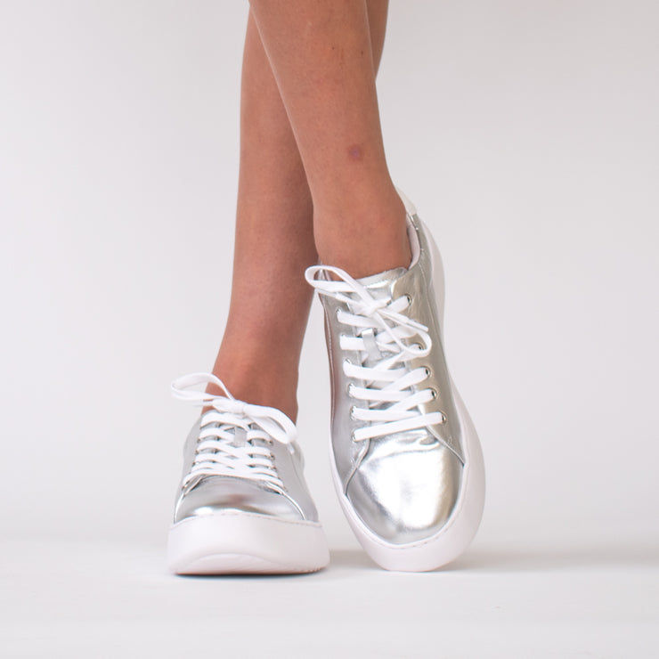 Gelato Jesper Silver Sneaker Model Shot. Size 42 womens shoes