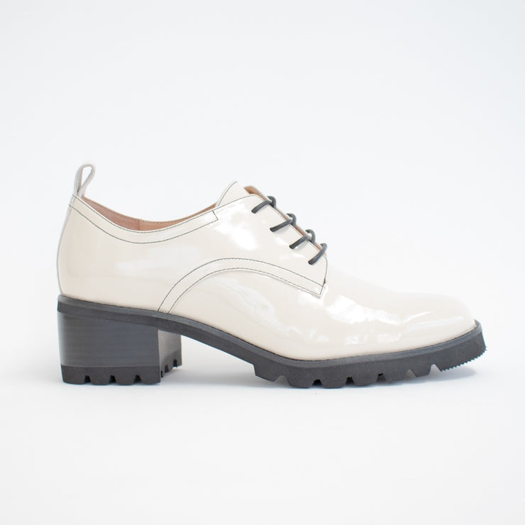 Bresley Daya Bone Patent Shoes side. Size 42 womens shoes