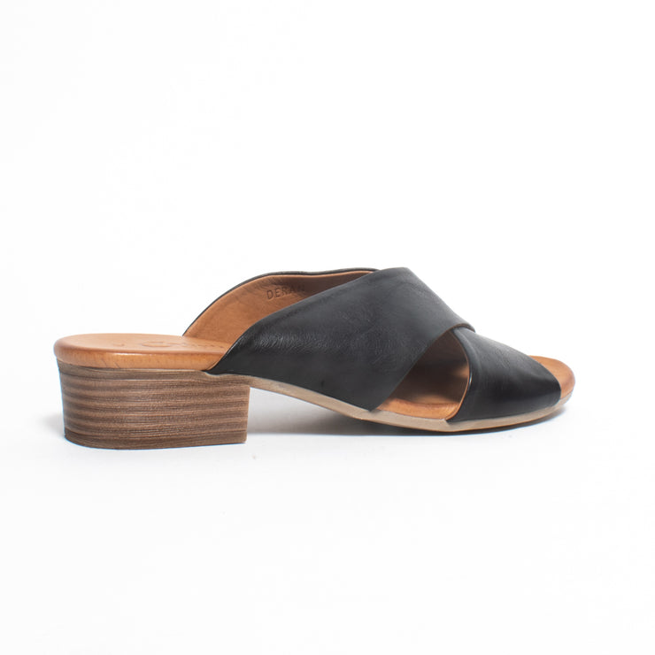 Cabello Deran Black Sandal back. Size 44 womens shoes