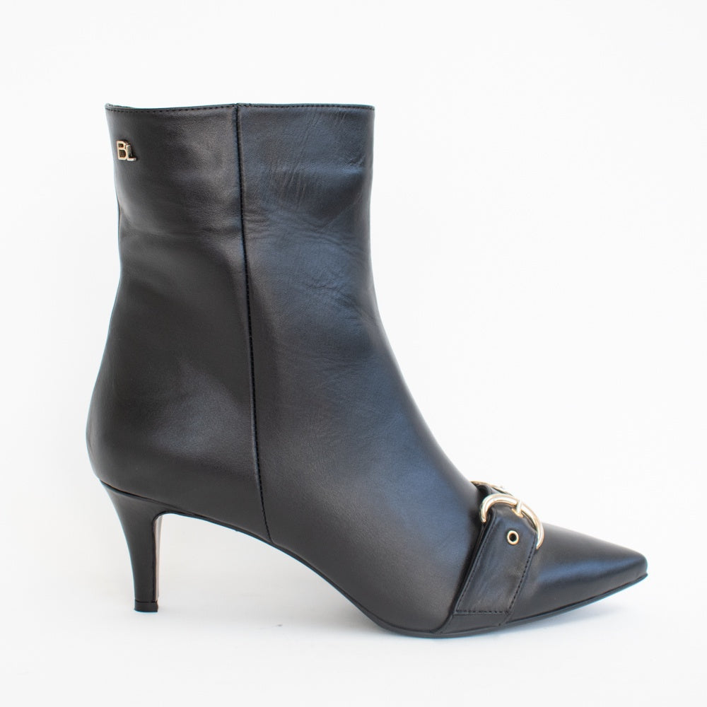 BABOUCHE LIFESTYLE – Willow Shoes BABOUCHE LIFESTYLE – Willow Shoes