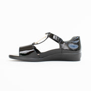 Ziera Deza XW Black Patent Sandal inside. Size 45 womens shoes