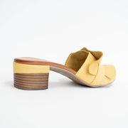 Hinako Dixie Yellow Sandals back. Size 44 womens shoes
