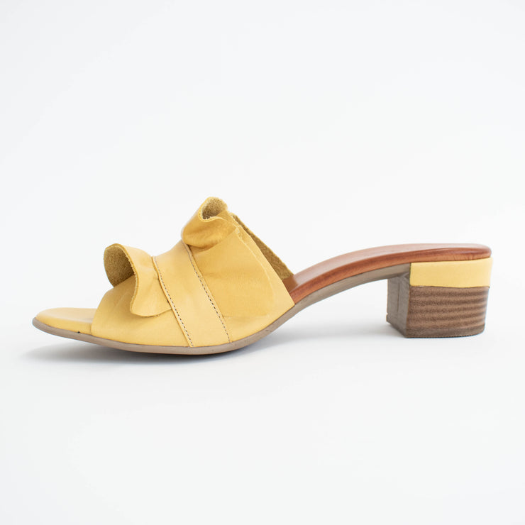 Hinako Dixie Yellow Sandals inside. Size 42 womens shoes