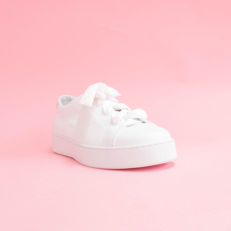 Minx Eye Pop White Sneakers front. Size 43 womens shoes