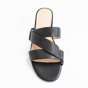 Chrissie Sandy Black Sandals top. Size 46 womens shoes