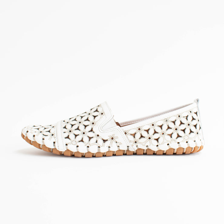 Cabello Muriel White Shoes inside. Size 45 womens shoes