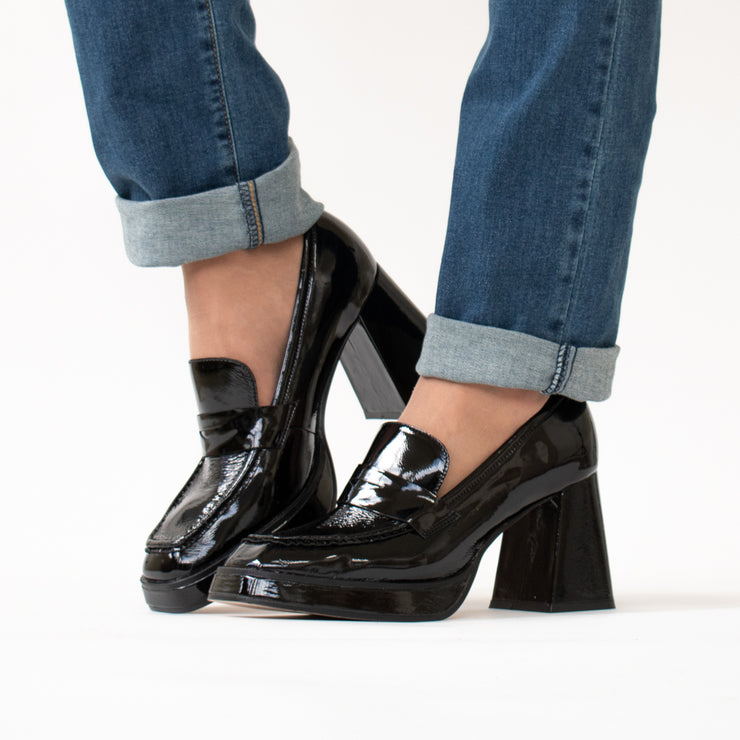 Tamara London Burdy Black Patent Shoes model shot. Size 43 womens shoes