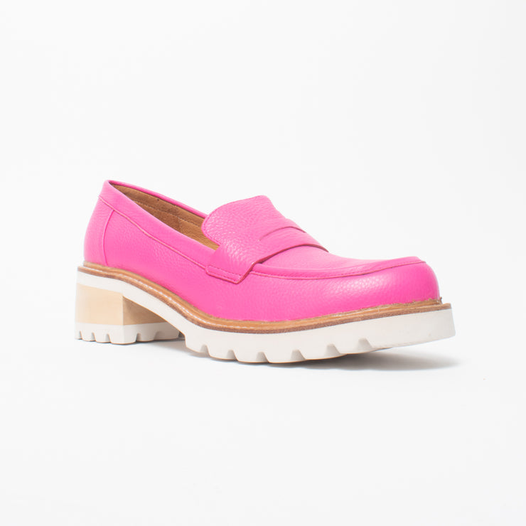 Bresley Duskland Hot Pink Loafer front. Size 43 womens shoes