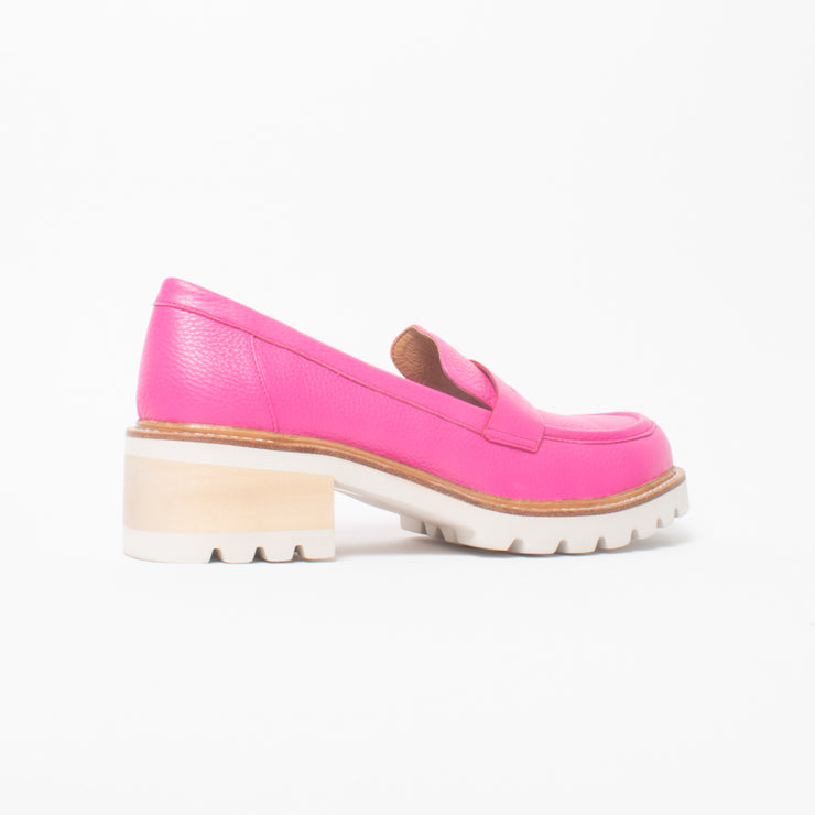 Bresley Duskland Hot Pink Loafer back. Size 44 womens shoes
