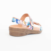 Klouds Elegance Print Hibiscus Sandals back. Size 44 womens shoes