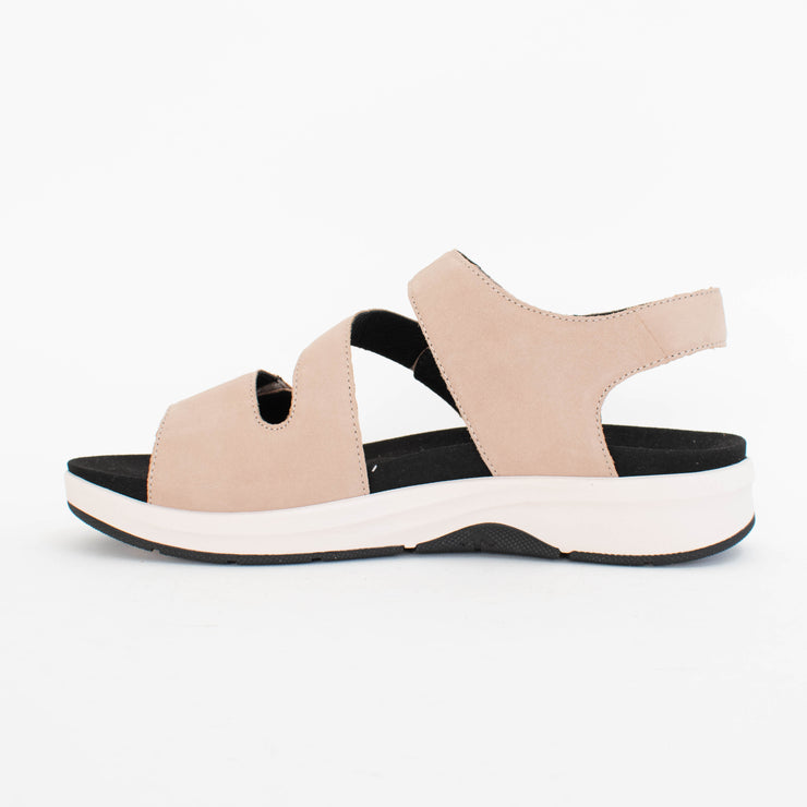 Josef Seibel Estelle 03 Blush Sandals inside. Size 45 womens shoes