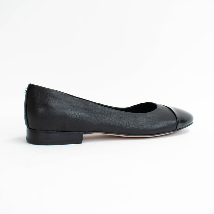Ziera Exid Black Ballet Flats back. Size 44 womens shoes 
