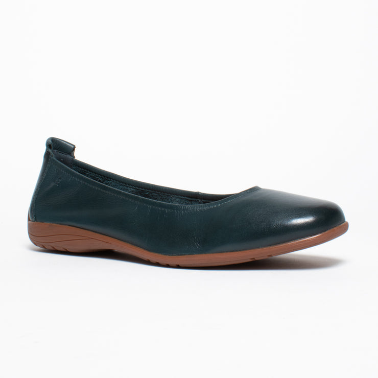 Josef Seibel Fenja 01 Navy Ocean Shoe front. Size 43 womens shoes