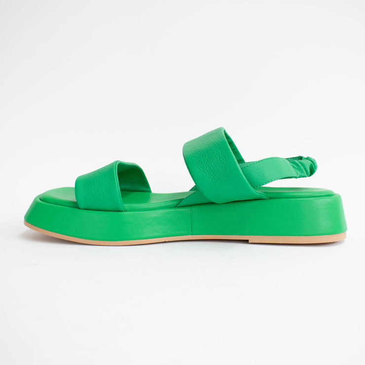 Isabella Fingal Emerald Green Sandals inside. Size 45 womens shoes