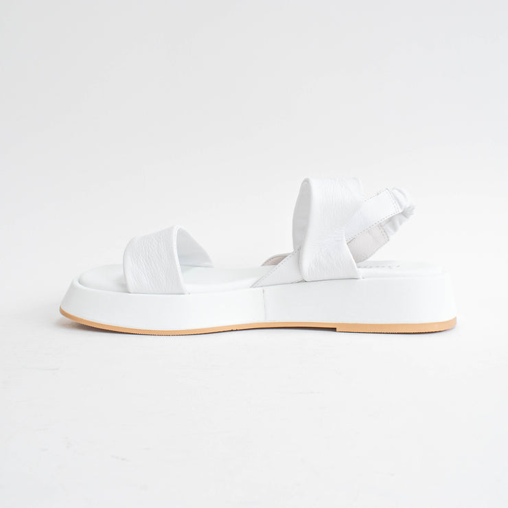 Isabella Fingal White Sandals inside. Size 45 womens shoes