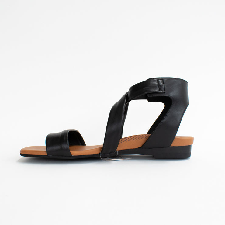 CBD Frazer Black Sandals inside. Size 45 womens shoes