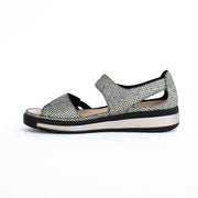 Ziera Gedd W Black Gold Sandals inside. Size 42 womens shoes